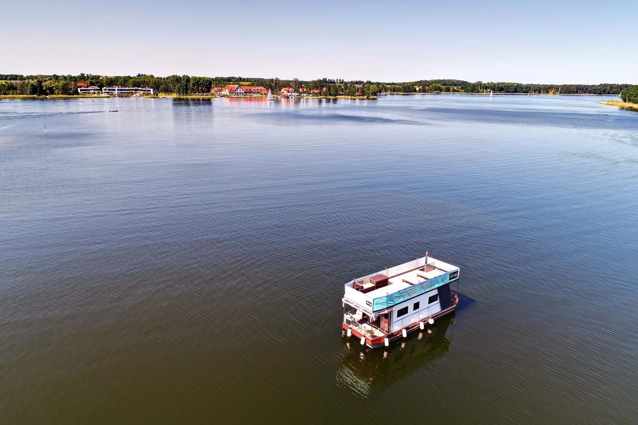 Ботели Houseboat Poland - pływający domek na Mazurach Гижицко-11